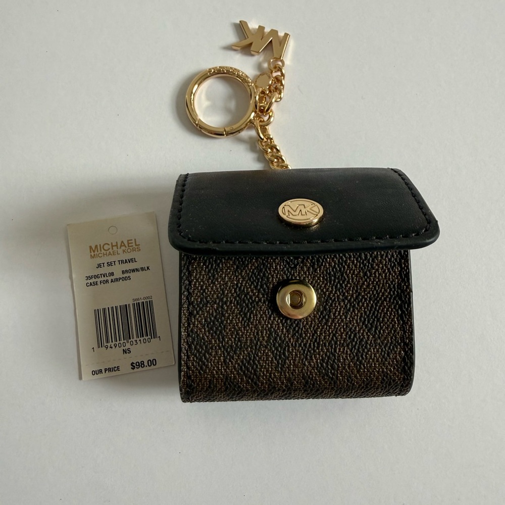 Michael Kors Black and Brown Leather Key & Card Holder with Gold-Tone Chain - Picture 3 of 3